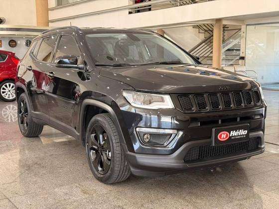 JEEP COMPASS 2.0 16V FLEX NIGHT EAGLE AUTOMÁTICO JEEP COMPASS 2.0 16V FLEX NIGHT EAGLE AUTOMÁTICO